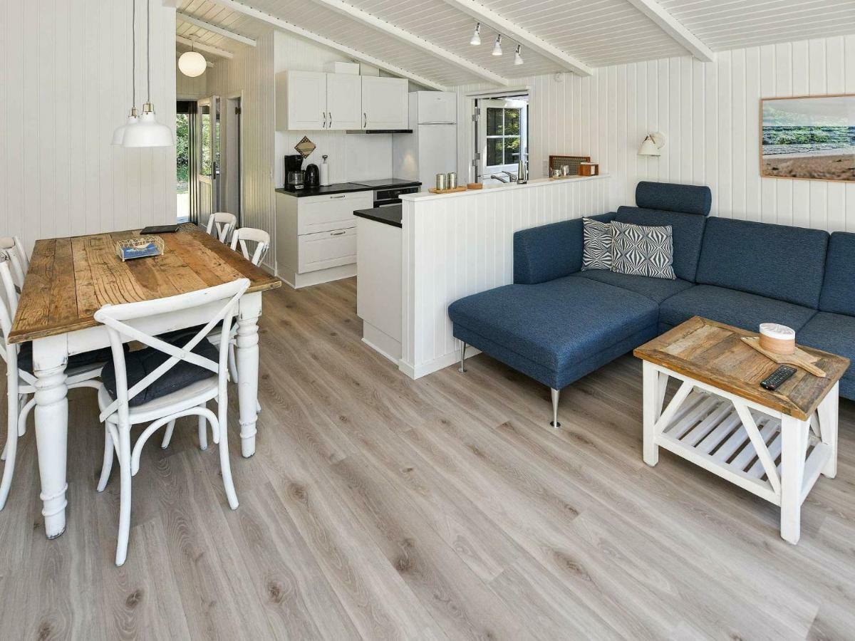 5 Person Holiday Home In Oksb L Dyreby Extérieur photo