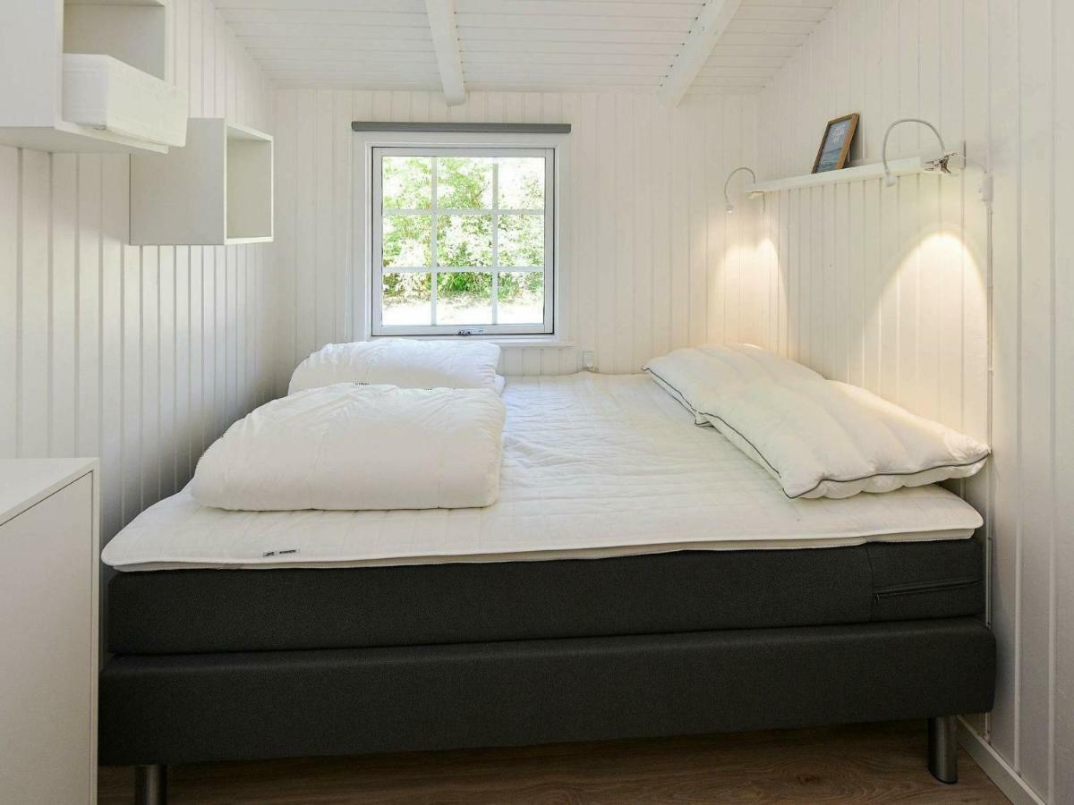 5 Person Holiday Home In Oksb L Dyreby Extérieur photo